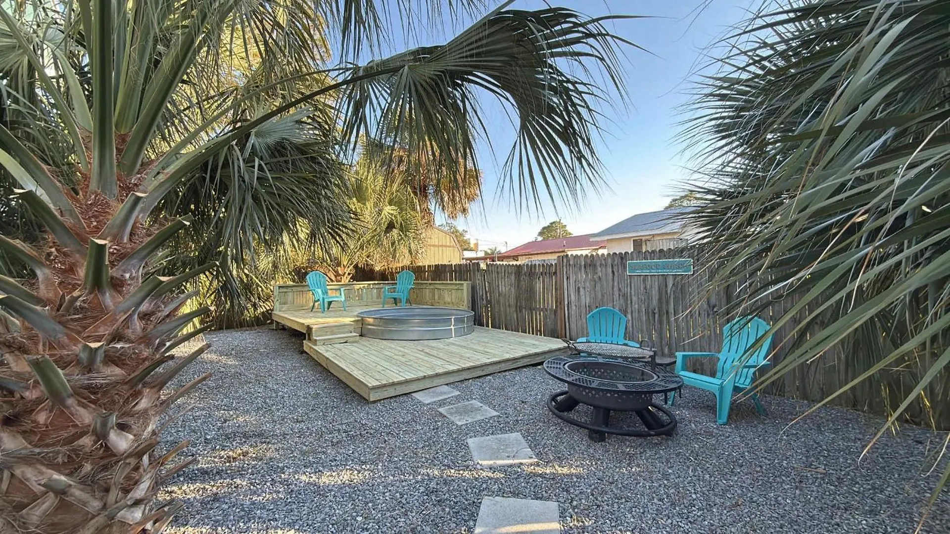 Walk To Beach Restaurants Fire Pit Large Porch Panama Stadt